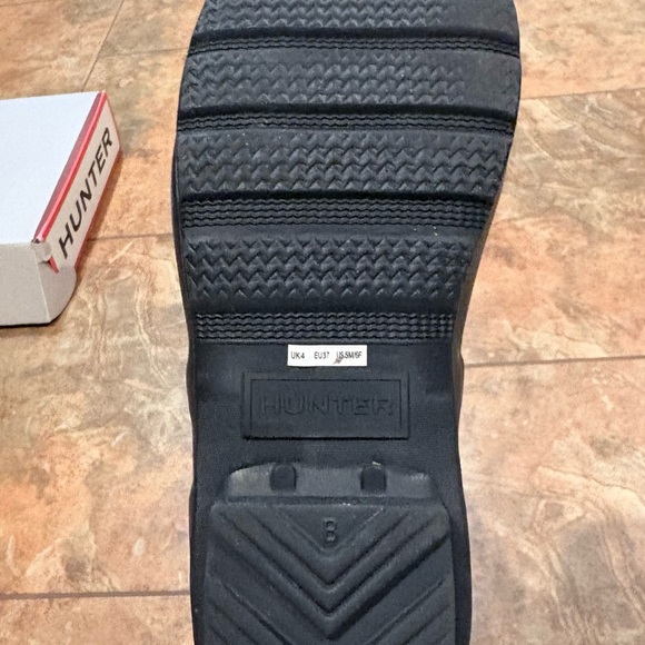 Hunter Black Women's/ Kids  Winter Rain Boots - Picture 4 of 8